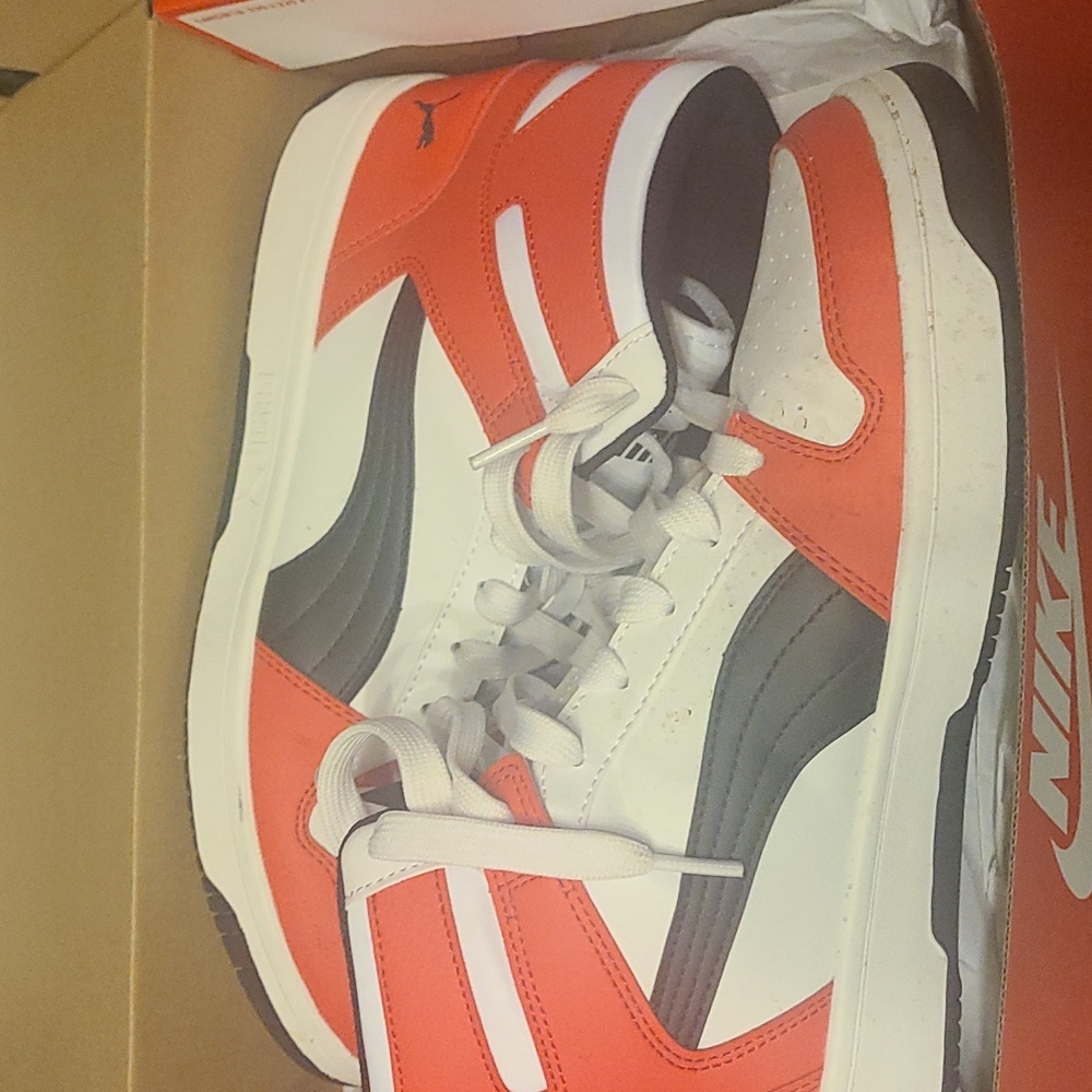 Shoes - Picture 2 of 2